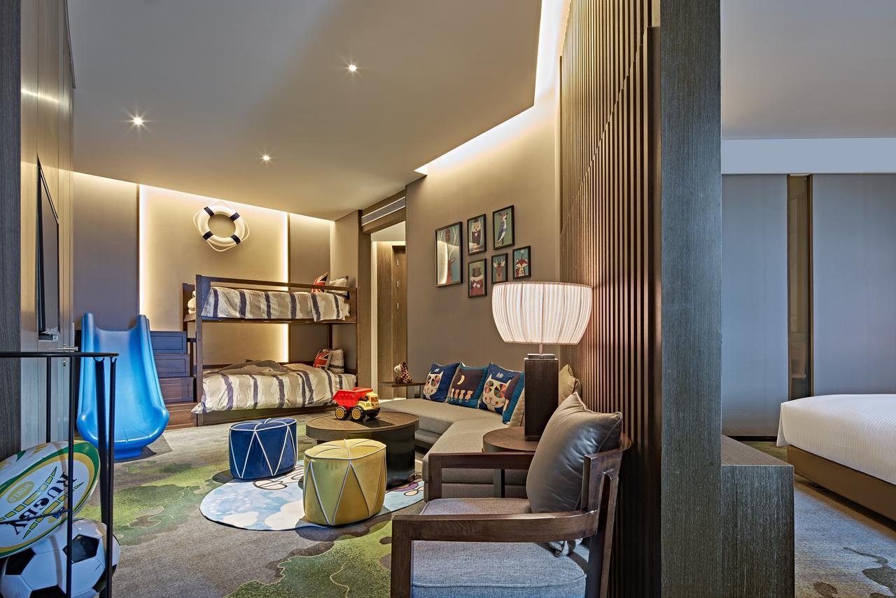 Отель Wanda Realm Hefei Chaohu Экстерьер фото